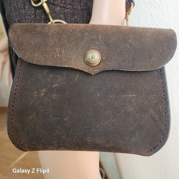 Distressed Rustic INDIE SLEEZE  DENNIS KNIGHT LEATHER crossbody, EUC - Picture 3 of 16